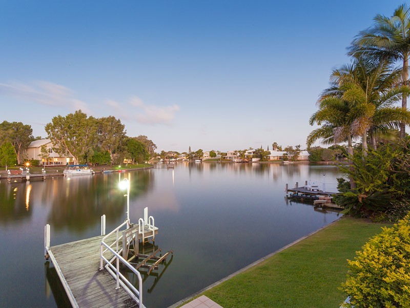 5 Riverbreeze Ave, Noosa Waters QLD 4566