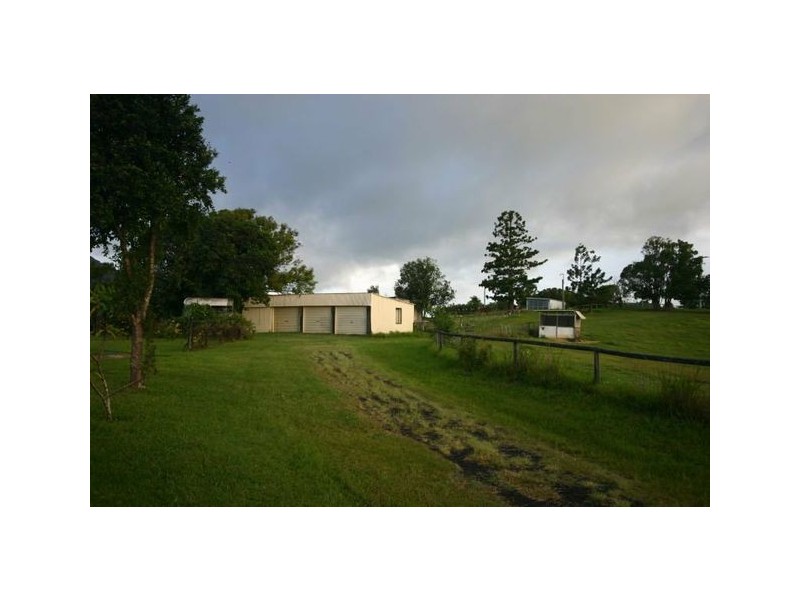 74 Frogmouth Lane, Lake Macdonald QLD 4563