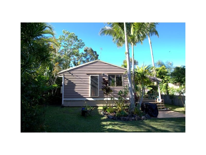 23 Sunset Way, Cooroibah QLD 4565
