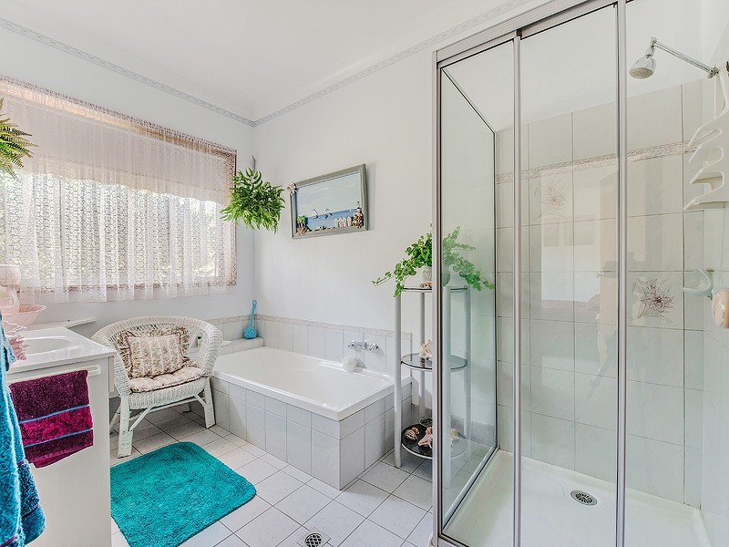 27 Creek Drive, Doonan QLD 4562