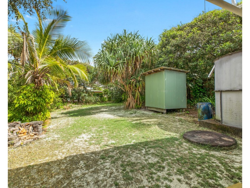 20 Esplanade, Noosa North Shore QLD 4565