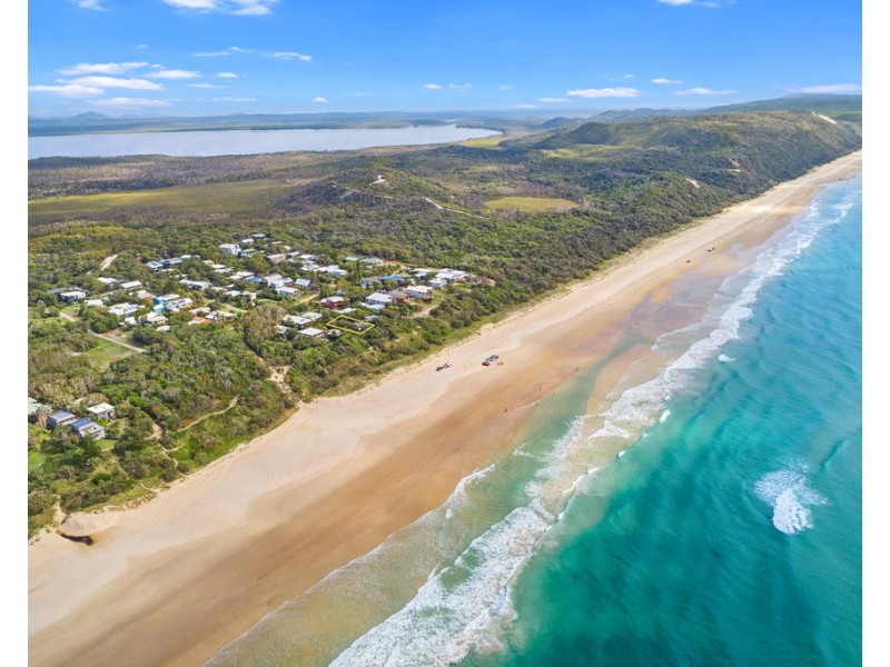 20 Esplanade, Noosa North Shore QLD 4565