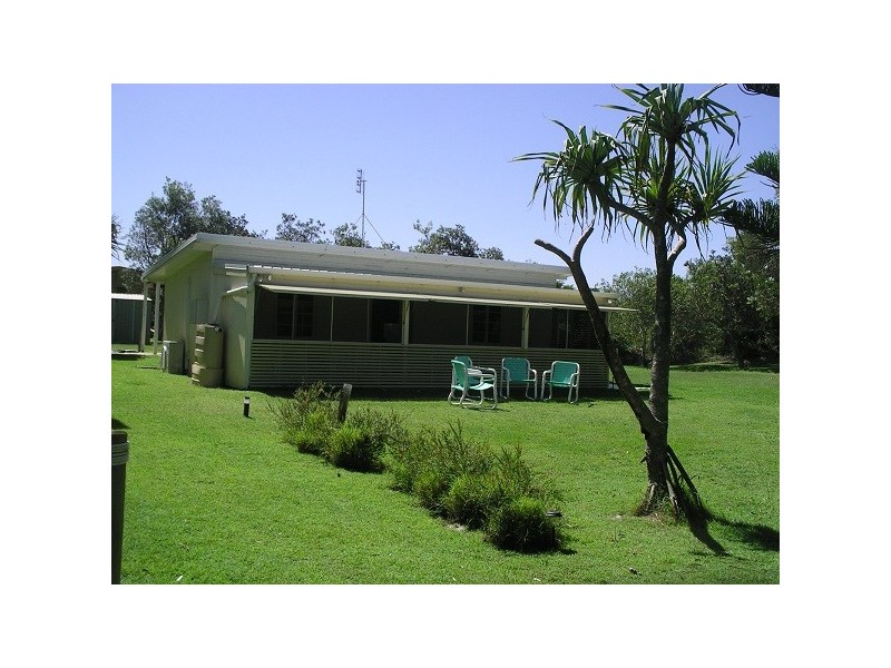 2 THE ESPLANADE, Noosa North Shore QLD 4565