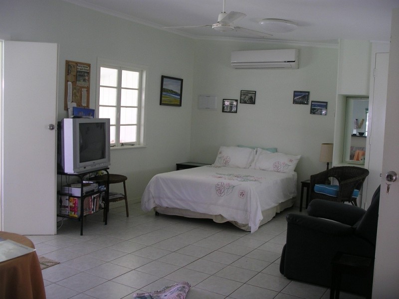 2 THE ESPLANADE, Noosa North Shore QLD 4565