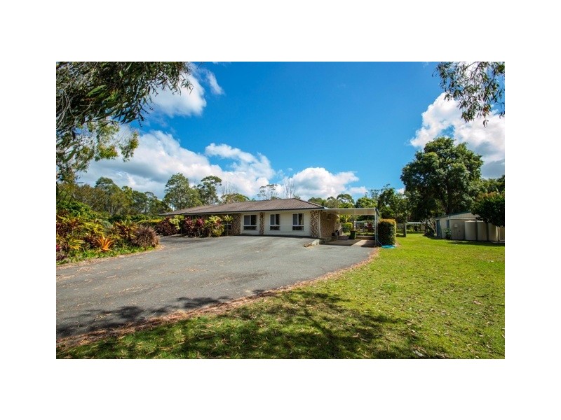 121 Woodhaven Way, Cooroibah QLD 4565