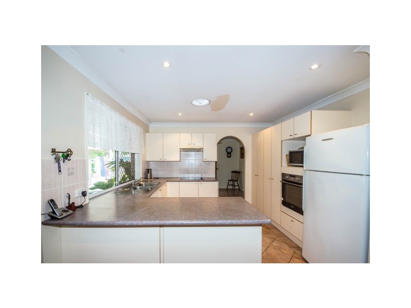 121 Woodhaven Way, Cooroibah QLD 4565