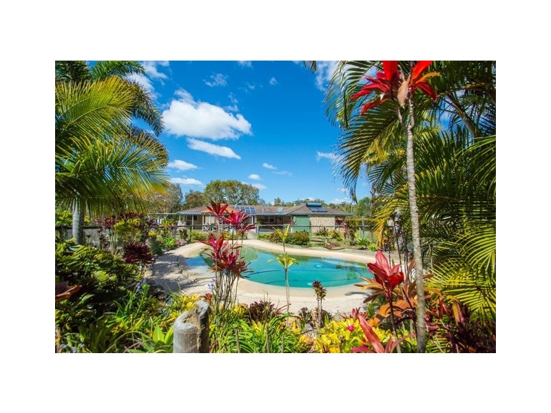 121 Woodhaven Way, Cooroibah QLD 4565