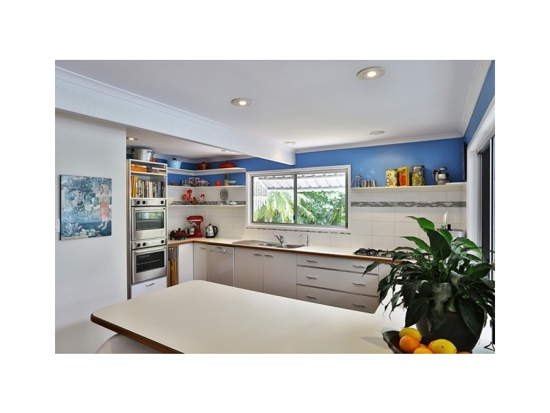 16 Palmer Crescent, Tewantin QLD 4565