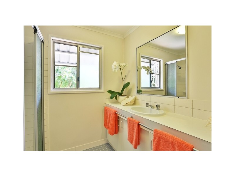 16 Palmer Crescent, Tewantin QLD 4565