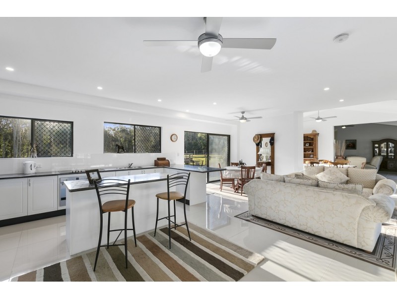 29A Jirrima Cres, Cooroibah QLD 4565
