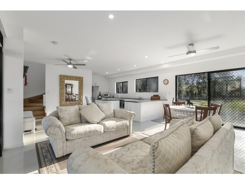 29A Jirrima Cres, Cooroibah QLD 4565