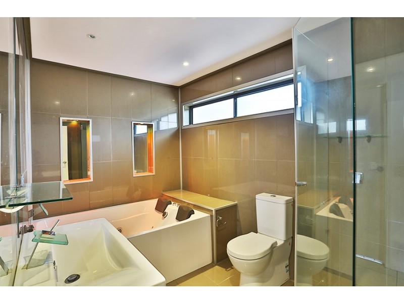 18 Carramar Street, Tewantin QLD 4565