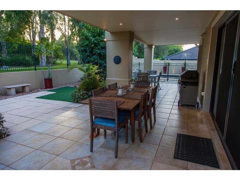 10 Putters Lane, Peregian Springs QLD 4573