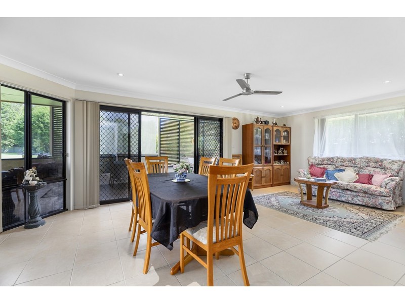 39 Edington Drive, Cooroibah QLD 4565