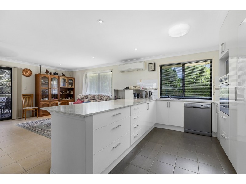 39 Edington Drive, Cooroibah QLD 4565