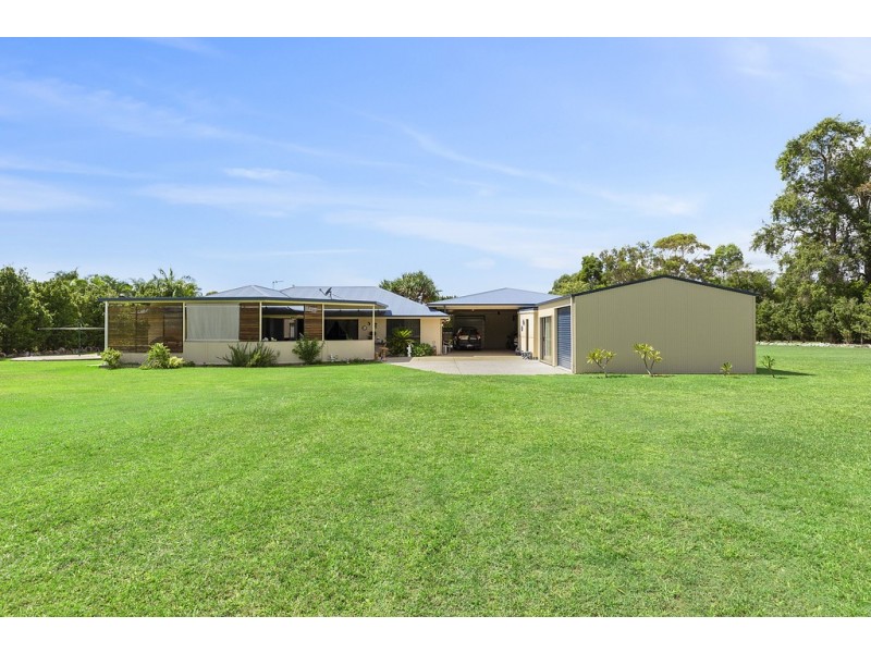 39 Edington Drive, Cooroibah QLD 4565
