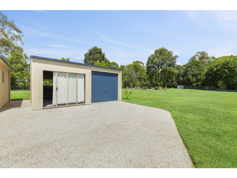 39 Edington Drive, Cooroibah QLD 4565