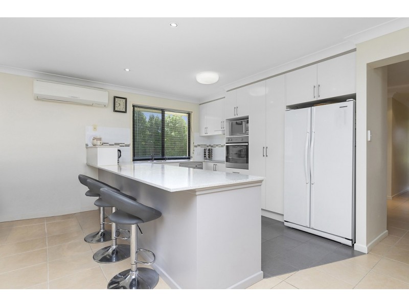 39 Edington Drive, Cooroibah QLD 4565