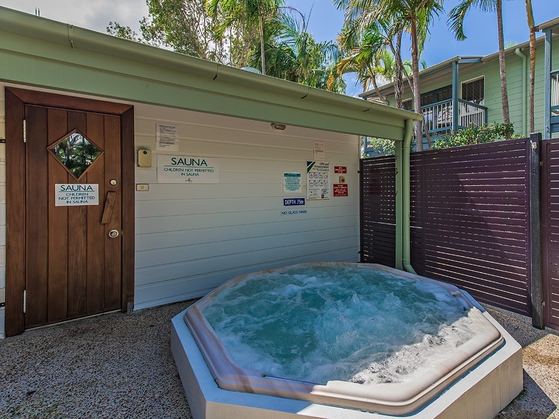 33/12 Robert Street (Coral Beach Resort), Noosaville QLD 4566
