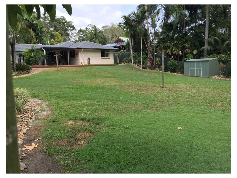 12 Lake Entrance Boulevard, Noosaville QLD 4566