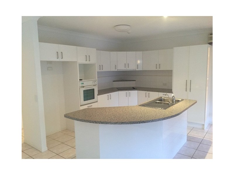 9 Sternlight Street, Noosa Waters QLD 4566