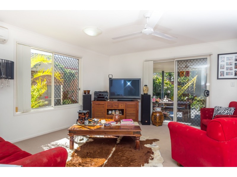 22 Dun Street, Tewantin QLD 4565