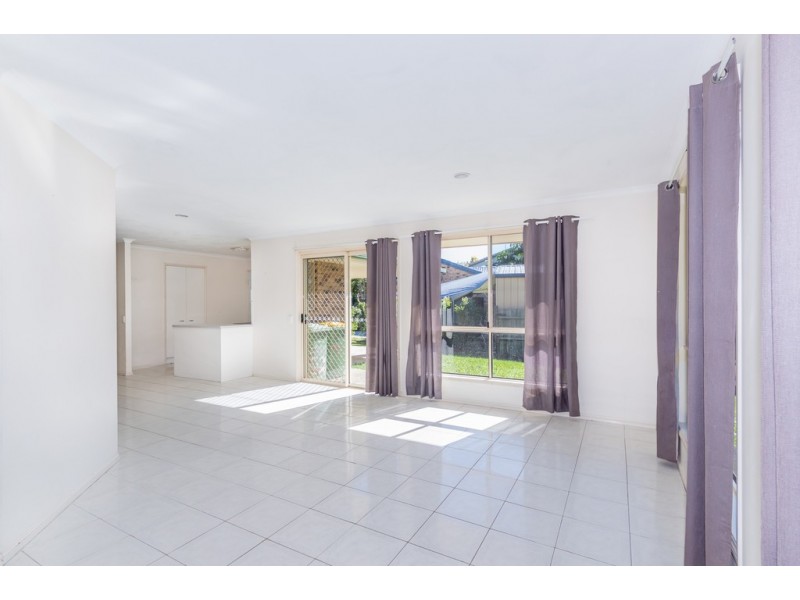 35 Hooper Crescent, Tewantin QLD 4565
