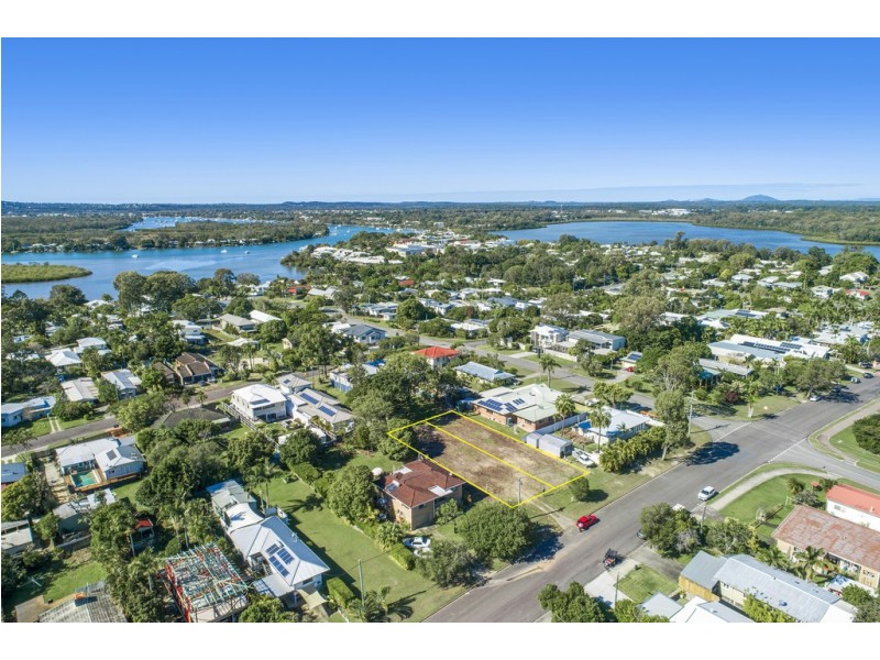 69-71 Werin Street, Tewantin QLD 4565
