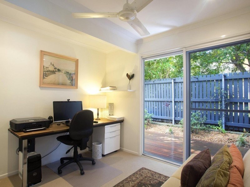 Unit 4 / 7-9 Werin Street, Tewantin QLD 4565