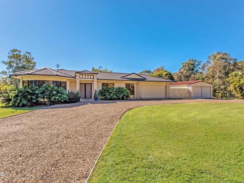 10 Craigslea Court, Cooroibah QLD 4565