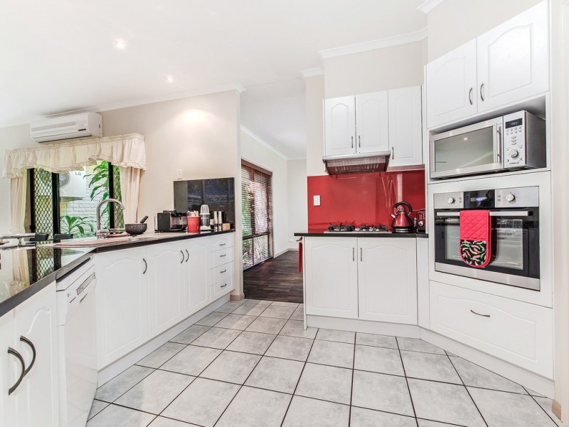 10 Craigslea Court, Cooroibah QLD 4565
