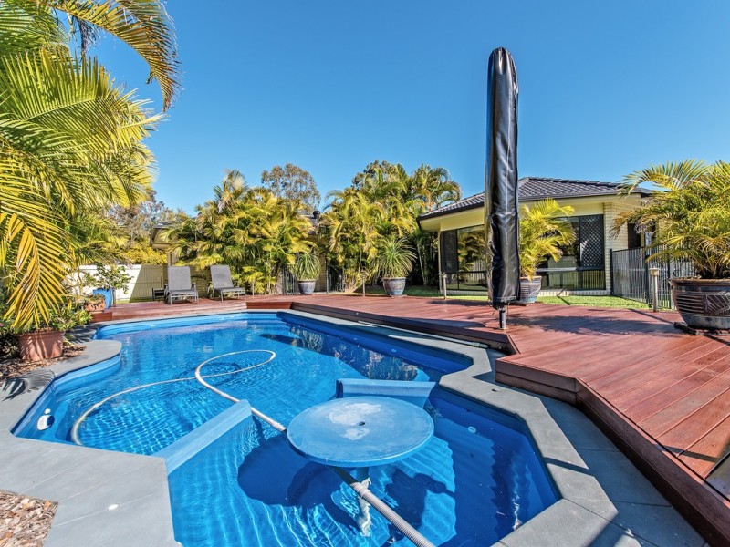 10 Craigslea Court, Cooroibah QLD 4565