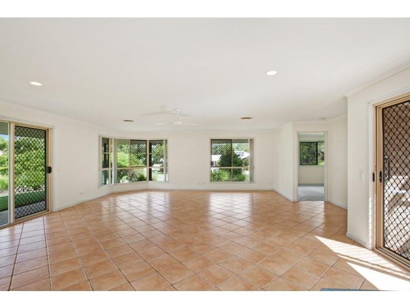 2 Monk Place, Tewantin QLD 4565