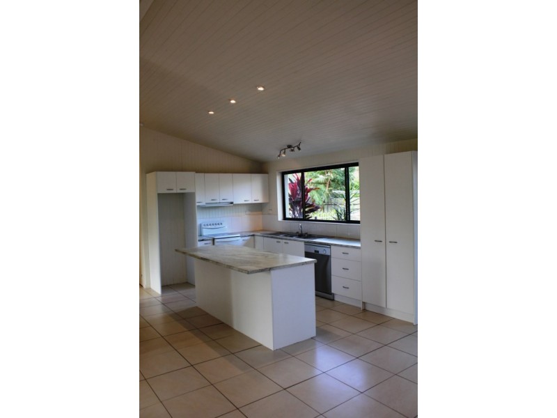 13 Cambuca Court, Tewantin QLD 4565