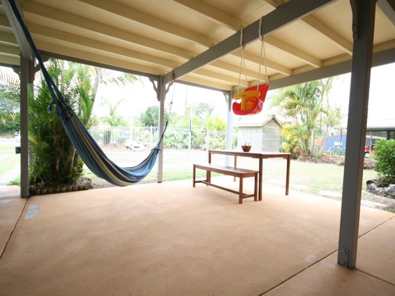 30 Oak Street, Cooroy QLD 4563