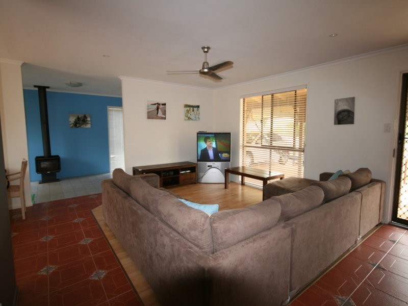 30 Oak Street, Cooroy QLD 4563