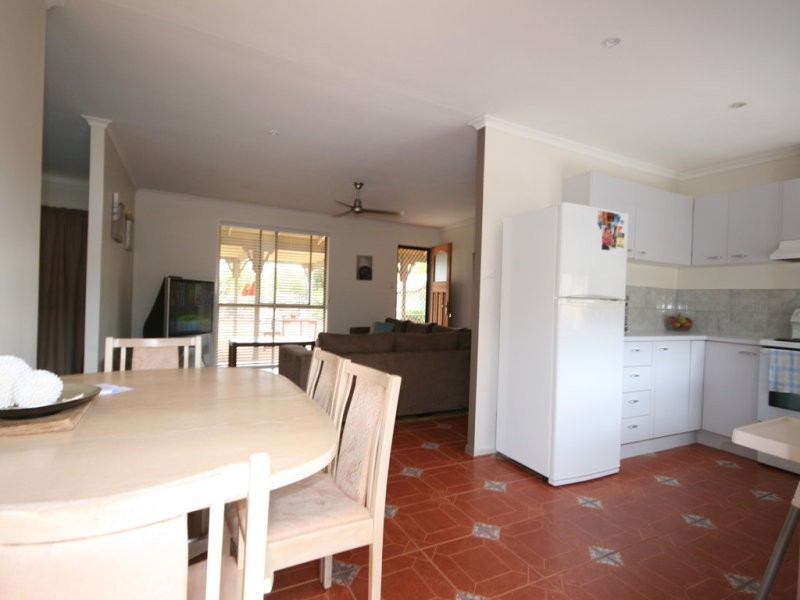 30 Oak Street, Cooroy QLD 4563