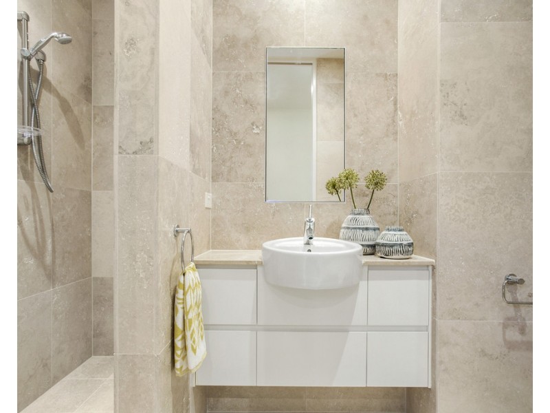 708/61 Noosa Springs Drive, Noosa Heads QLD 4567