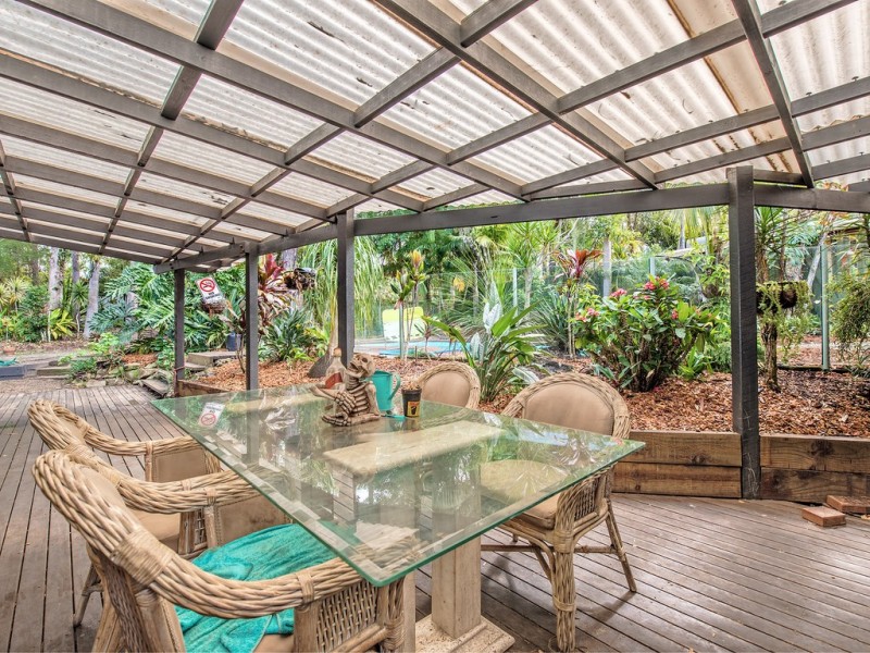 33 Griffith Avenue, Tewantin QLD 4565