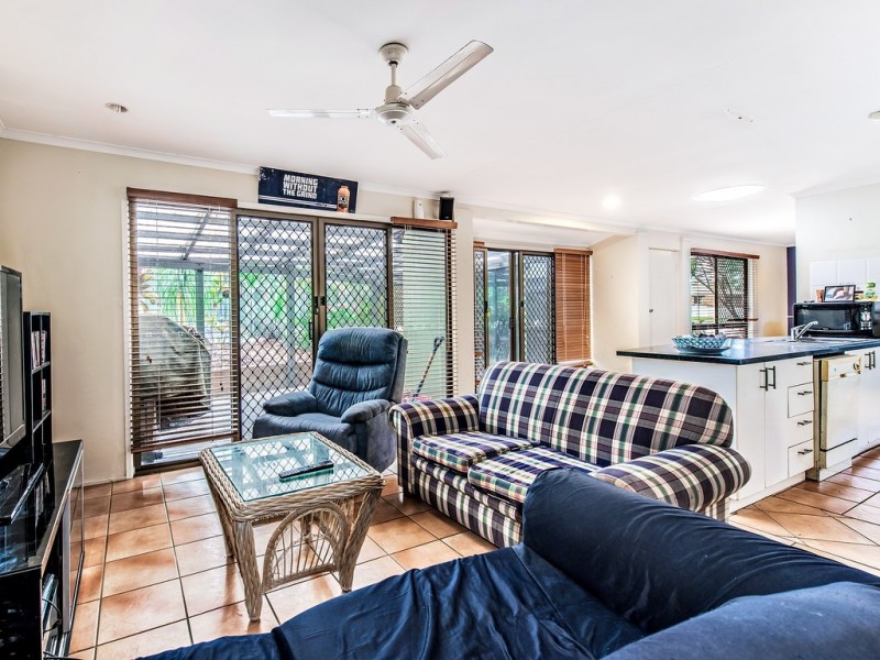 33 Griffith Avenue, Tewantin QLD 4565