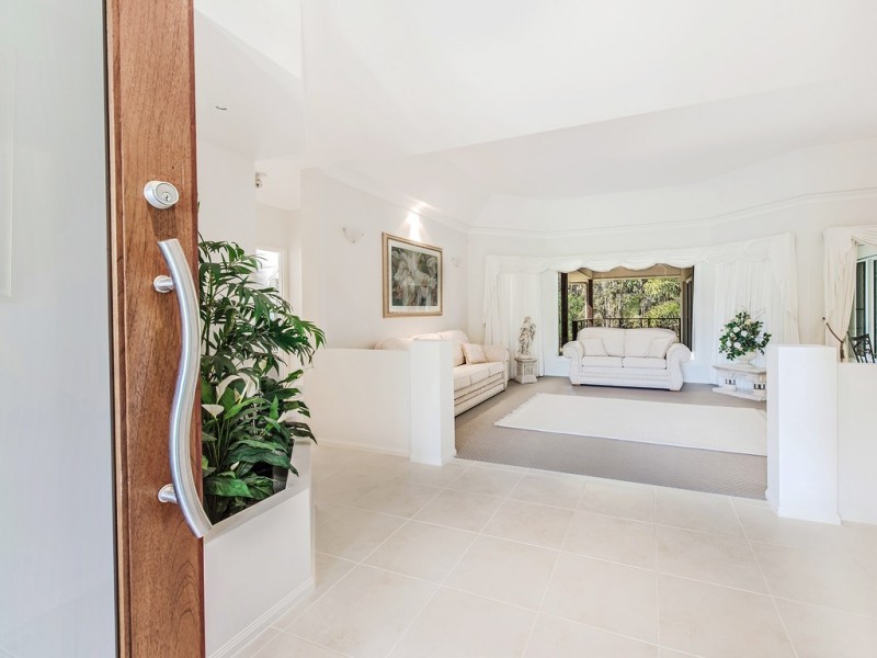 33 Cooroibah Crescent, Tewantin QLD 4565