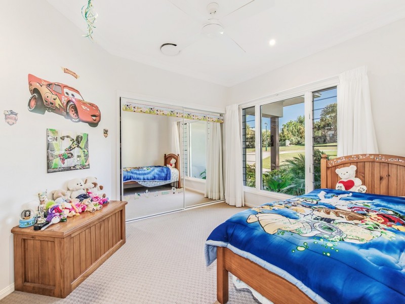 33 Cooroibah Crescent, Tewantin QLD 4565