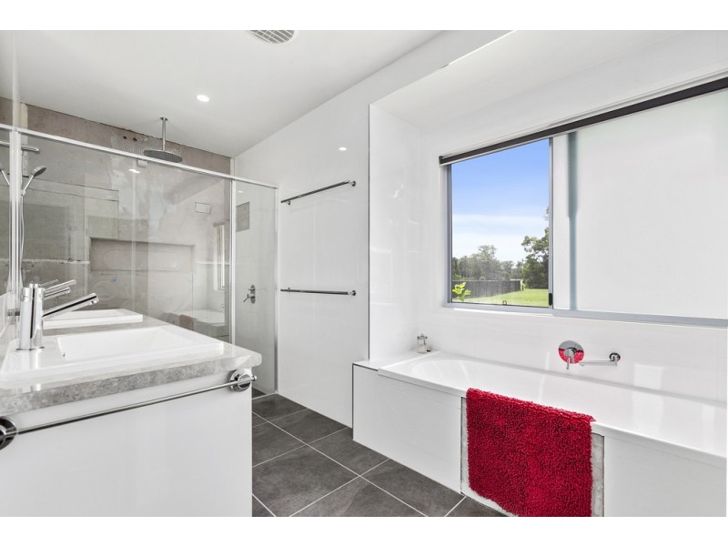 70 Lancaster Lane, Cooroibah QLD 4565