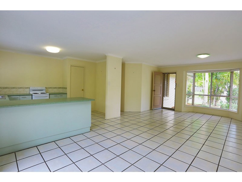 74 Lake Entrance Boulevard, Noosaville QLD 4566