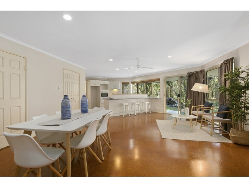 7 Coach Court, Cooroibah QLD 4565