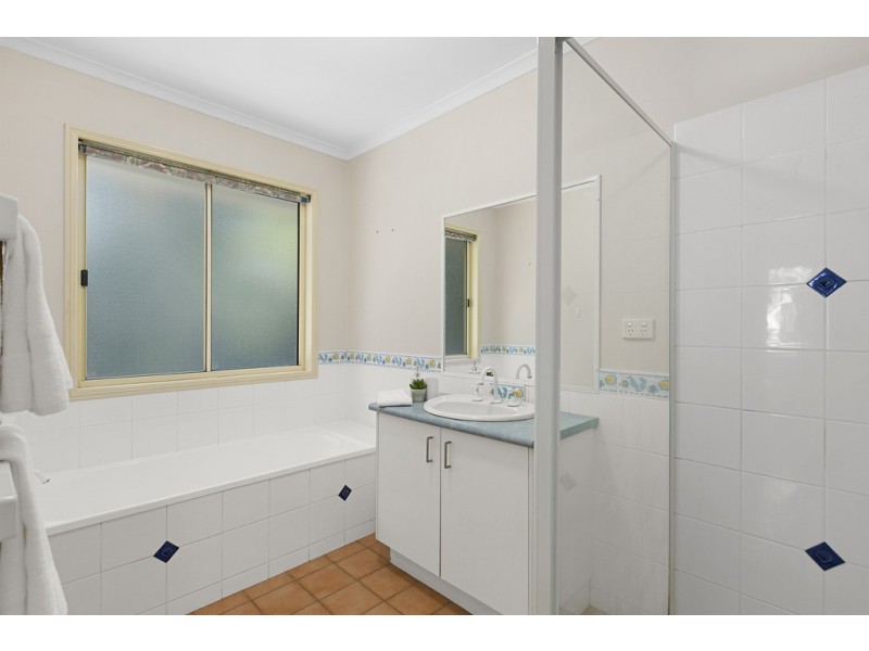 7 Coach Court, Cooroibah QLD 4565