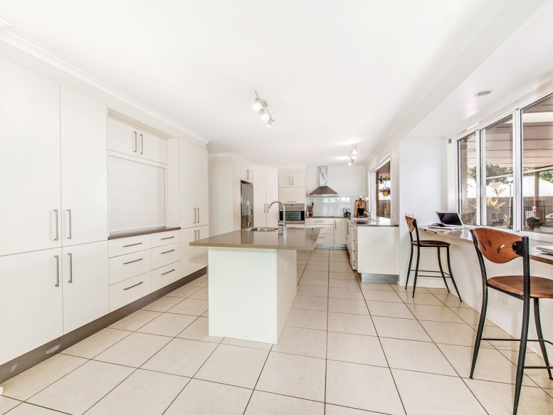 24 Cedarleigh Drv, Tewantin QLD 4565