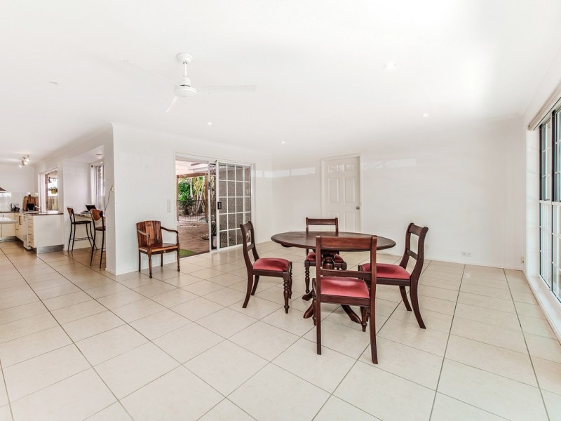 24 Cedarleigh Drv, Tewantin QLD 4565