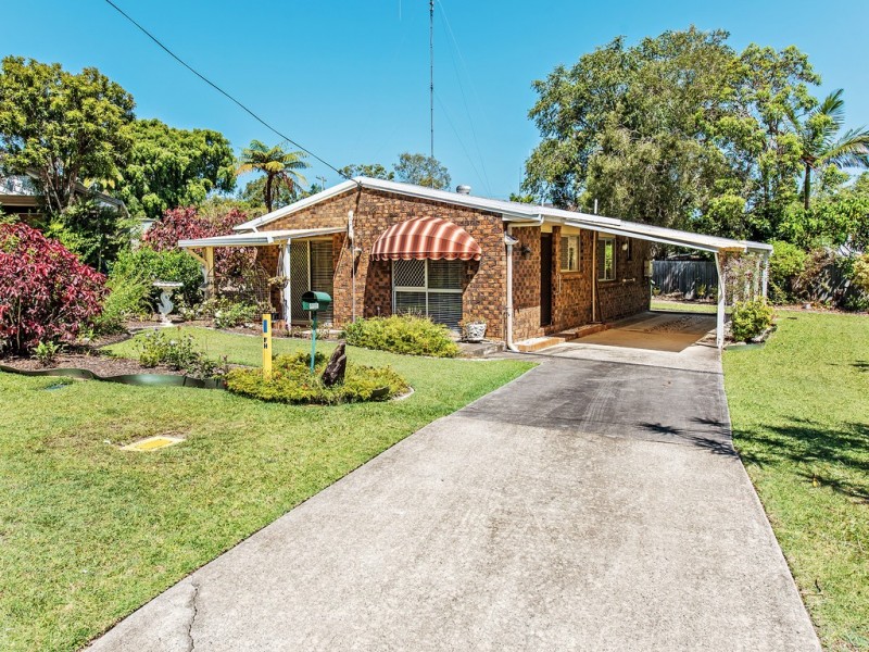 17 Val Crescent, Noosaville QLD 4566
