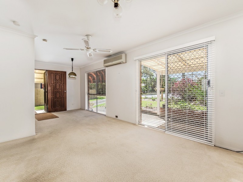 17 Val Crescent, Noosaville QLD 4566